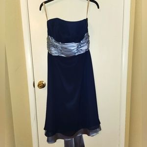 Navy strapless dress